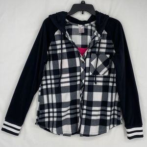 No Boundaries Juniors Large Shirt Jacket Black White Plaid with Pink Tank Top